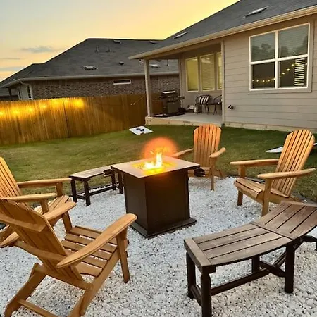 Comfy Home Mins From Downtown, Ut, Domain & Rodeo